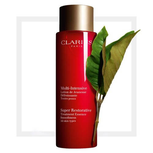 Clarins Multi Intensive Super Restorative Treatment Essence Smoothness โลชั่นบำรุงผิวกลางคืน ลดเลือนริ้วรอยแห่งวัย ด้วยเนื้อสัมผัสที่เข้มข้น สดชื่น และทรงประสิทธิภาพ ซึมซาบลงบนผิวได้อย่างสมบูรณ์แบบ